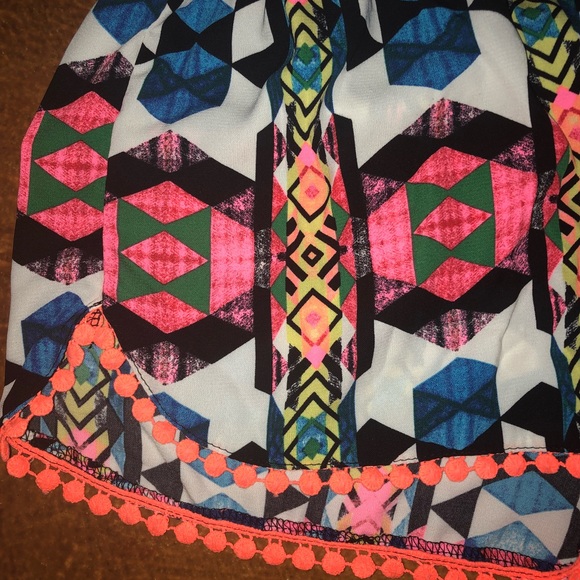 Giddy Up Glamour Aztec Neon Shorts Small - Picture 2 of 3